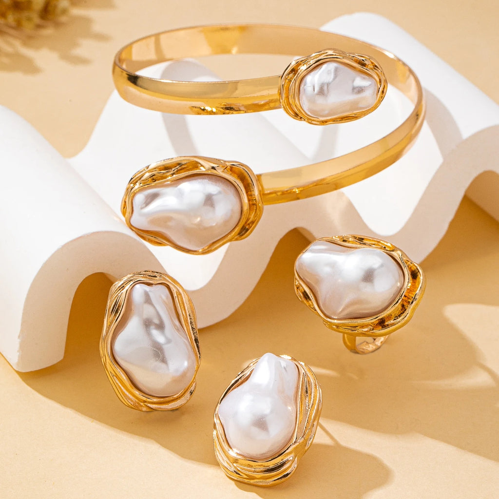 Women's Baroque Jewelry Set