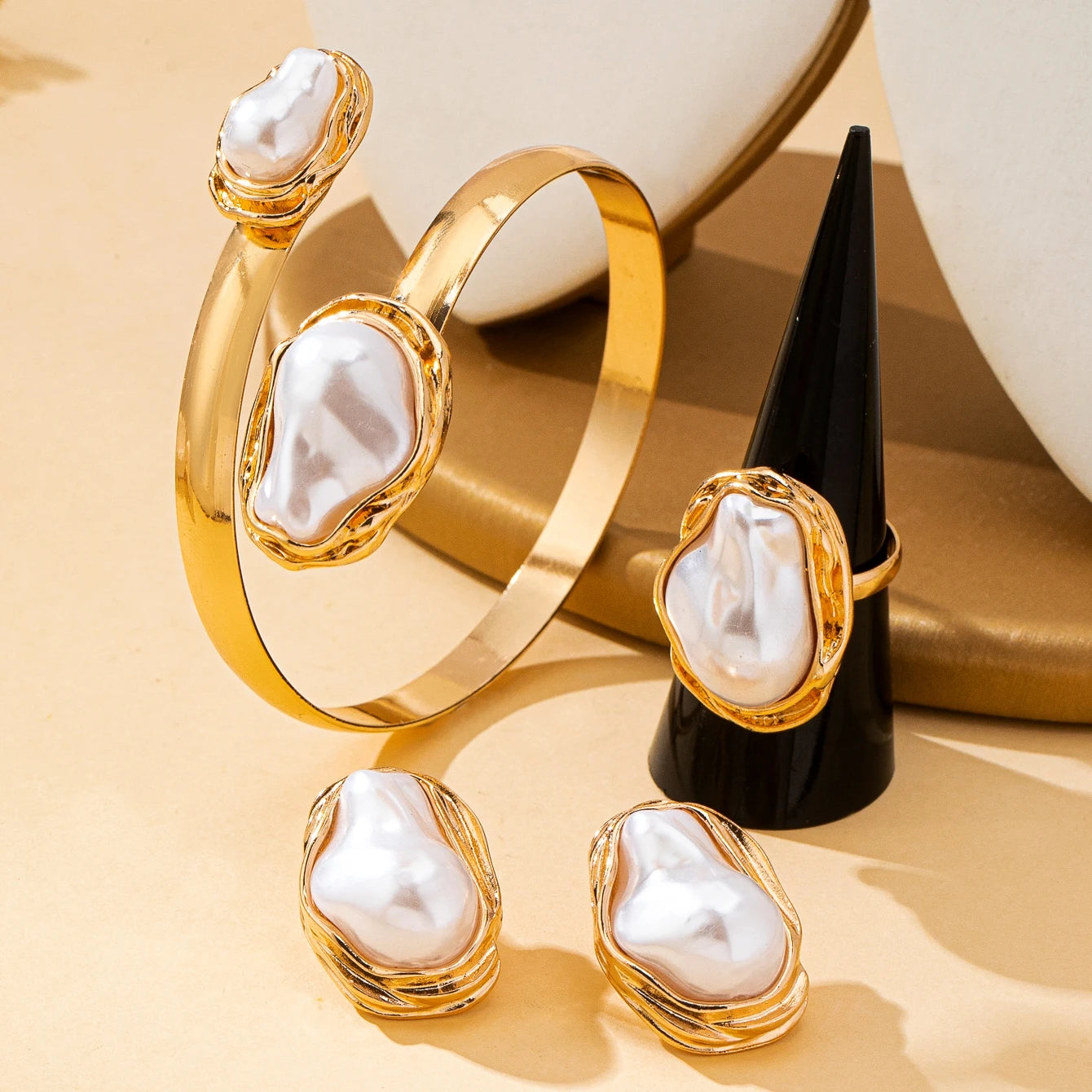 Women's Baroque Jewelry Set