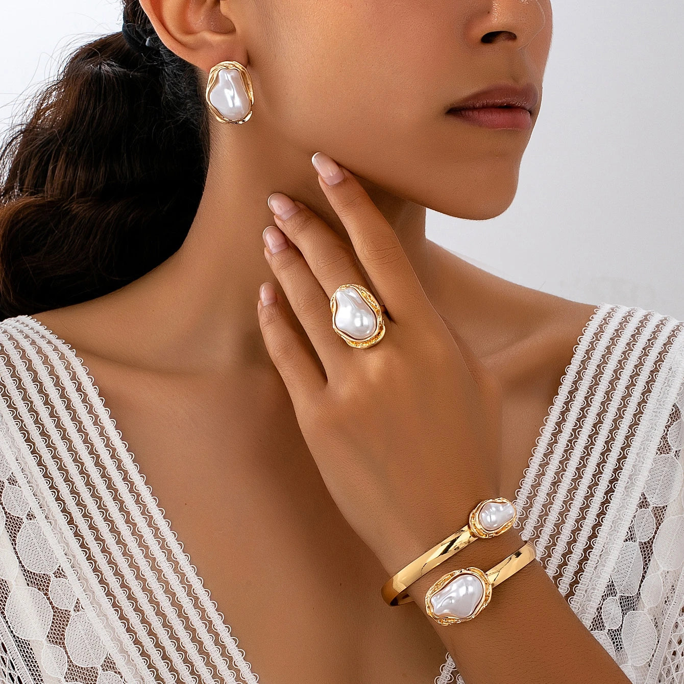 Women's Baroque Jewelry Set